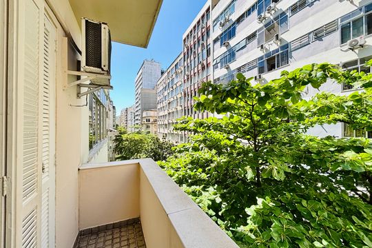 Apartamento à venda com 4 quartos, 180m² em Copacabana, Rio de Janeiro