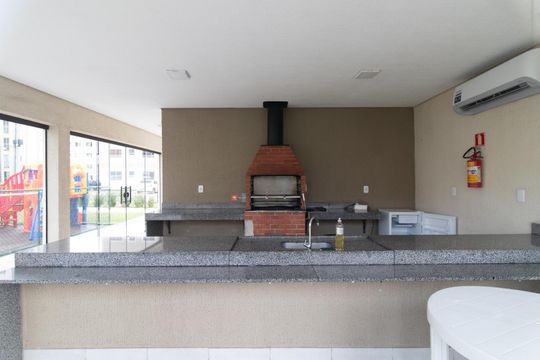 Área comum - Churrasqueira de apartamento para alugar com 2 quartos, 41m² em Restinga, Porto Alegre