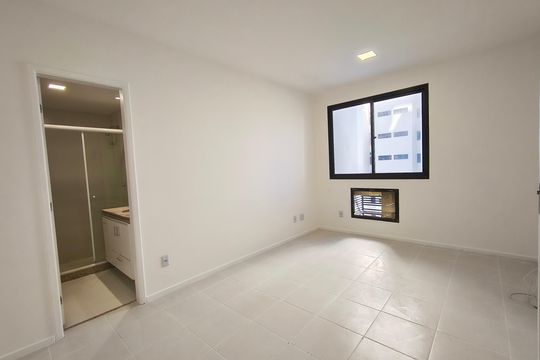 Apartamento à venda com 2 quartos, 83m² em Recreio dos Bandeirantes, Rio de Janeiro