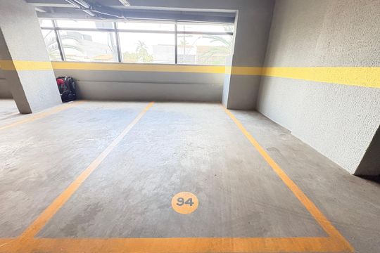 Garagem de apartamento para alugar com 3 quartos, 80m² em Setor Marista, Goiânia