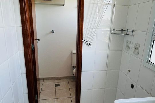 Área de serviço de apartamento para alugar com 2 quartos, 67m² em Jardim Boa Esperança, Campinas
