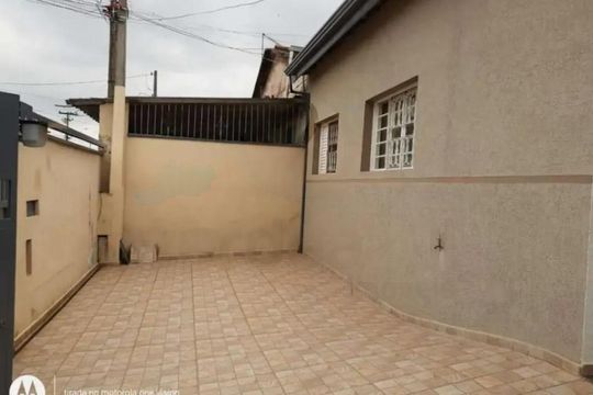 Casa à venda com 2 quartos, 250m² em Jardim Campos Verdes, Hortolândia
