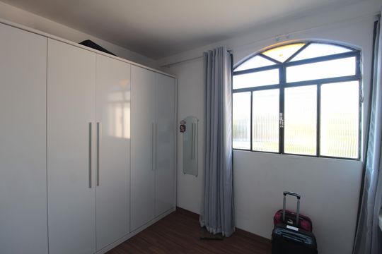 Quarto 2 de casa para alugar com 3 quartos, 120m² em Europa, Belo Horizonte