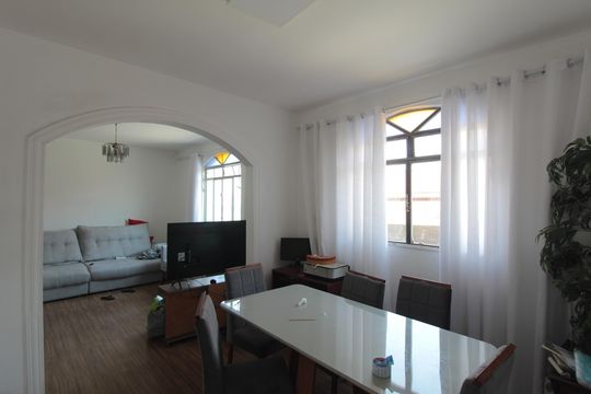 Copa de casa para alugar com 3 quartos, 120m² em Europa, Belo Horizonte