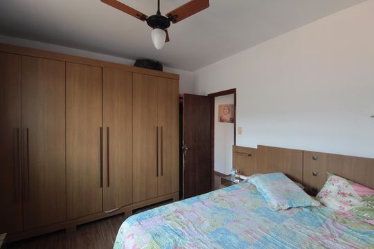 Suite de casa para alugar com 3 quartos, 120m² em Europa, Belo Horizonte