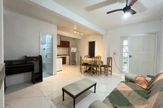 Sala de apartamento para alugar com 2 quartos, 85m² em Morro das Pedras, Florianópolis