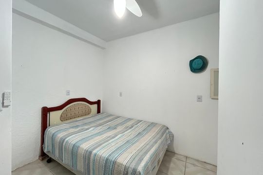 Suíte de apartamento para alugar com 2 quartos, 85m² em Morro das Pedras, Florianópolis