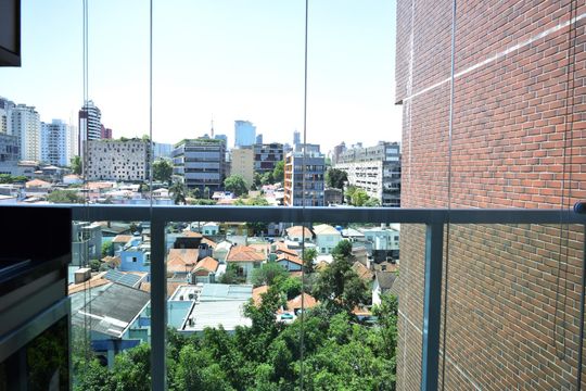 Cozinha/Varanda de kitnet/studio para alugar com 1 quarto, 35m² em Pinheiros, São Paulo