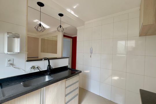 Cozinha de apartamento para alugar com 2 quartos, 42m² em Vila Alzira, Guarulhos