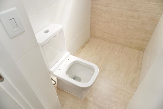 Banheiro das Sumi-suítes de apartamento à venda com 3 quartos, 87m² em São Lucas, Belo Horizonte