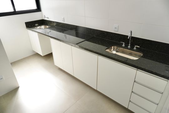Cozinha e Área de Serviço de apartamento à venda com 3 quartos, 87m² em São Lucas, Belo Horizonte