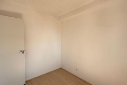 Apartamento para alugar com 2 quartos, 34m² em Jardim São Luís, São Paulo