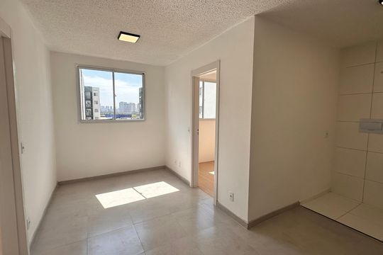 Apartamento para alugar com 2 quartos, 34m² em Jardim São Luís, São Paulo