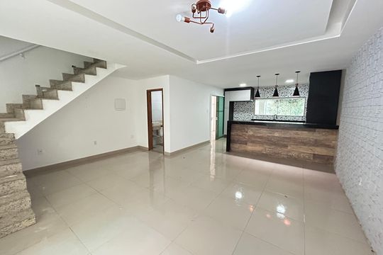 Casa de Condomínio à venda com 3 quartos, 280m² em Jardim Sulacap, Rio de Janeiro