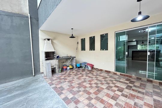 Varanda de casa de condomínio à venda com 3 quartos, 280m² em Jardim Sulacap, Rio de Janeiro