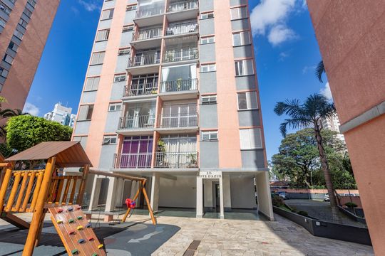 Fachada do bloco de apartamento para alugar com 2 quartos, 56m² em Taboão, Diadema