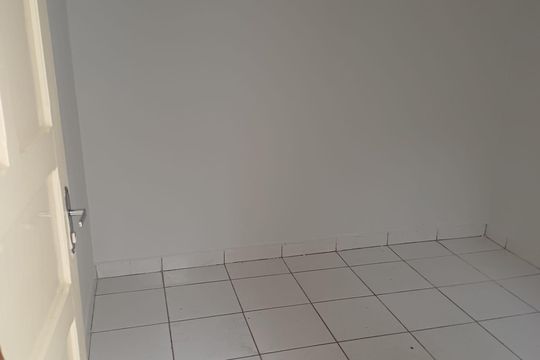 Quarto de casa para alugar com 2 quartos, 50m² em Vila Nair, São Paulo