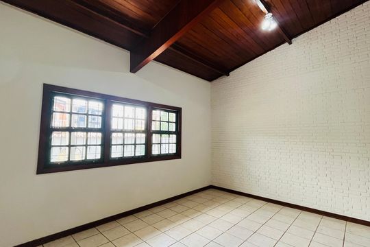 Casa para alugar com 4 quartos, 305m² em Jardim Bela Vista, Campinas