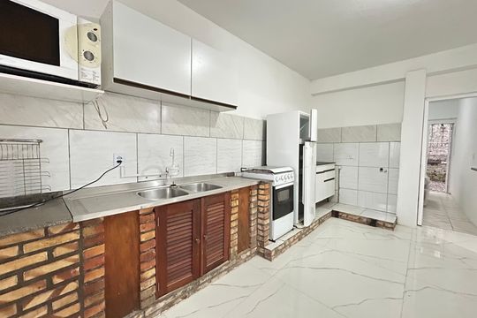 Cozinha de apartamento para alugar com 2 quartos, 75m² em Morro das Pedras, Florianópolis