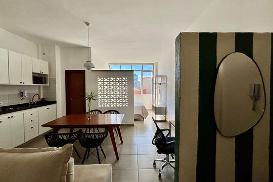 Sala de apartamento para alugar com 1 quarto, 50m² em Bela Vista, São Paulo