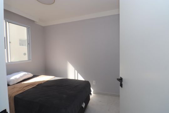 Quarto 1 de apartamento para alugar com 2 quartos, 40m² em Piatã, Salvador