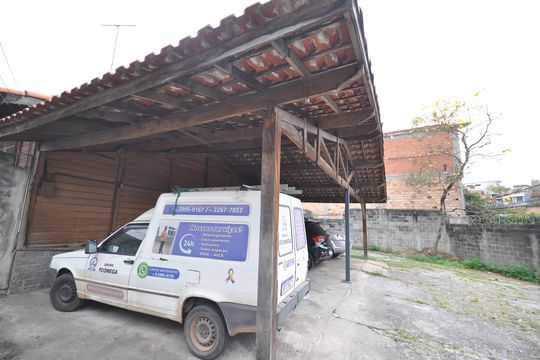 Garagem de casa à venda com 3 quartos, 1400m² em Jardim Joana Darc, São Paulo