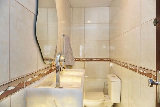 Banheiro Social 2 de apartamento à venda com 3 quartos, 200m² em Santa Cruz, Belo Horizonte