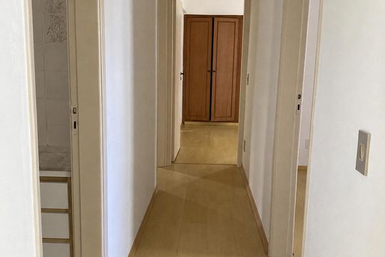 Corredor de apartamento à venda com 4 quartos, 104m² em Paraíso, São Paulo