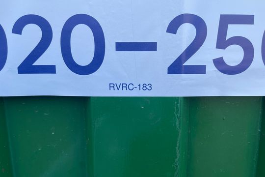Placa instalada com o código RVRC-183 no portão, tamanho da placa Grande no dia 28-08-2026 de casa à venda com 4 quartos, 200m² em Pindorama, Belo Horizonte