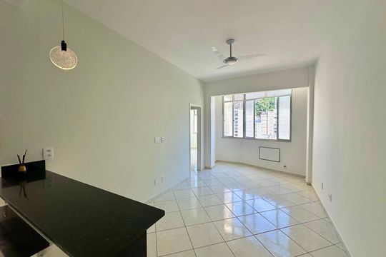 Apartamento para alugar com 1 quarto, 45m² em Copacabana, Rio de Janeiro