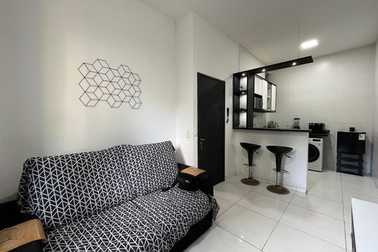 Sala de apartamento para alugar com 2 quartos, 46m² em Barra da Tijuca, Rio de Janeiro