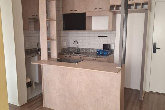 Cozinha de apartamento para alugar com 2 quartos, 38m² em Quarta Parada, São Paulo