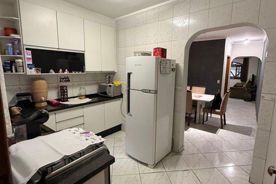 Cozinha de casa para alugar com 3 quartos, 127m² em Jardim Macedonia, Embu das Artes