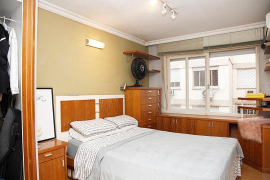 Quarto 2 de apartamento para alugar com 2 quartos, 60m² em Cidade Baixa, Porto Alegre