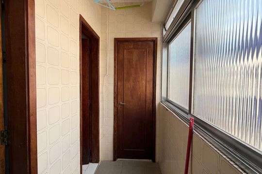 Área de Serviço de apartamento para alugar com 2 quartos, 45m² em Jardim Centenario, Guarujá