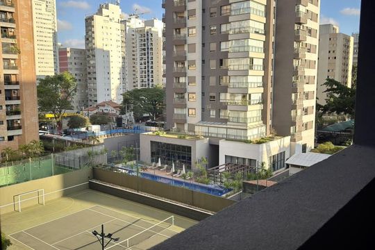 Vista de kitnet/studio à venda com 1 quarto, 25m² em Indianópolis, São Paulo