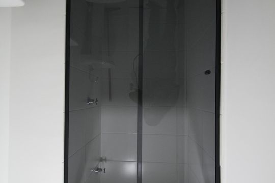 Banheiro  de kitnet/studio para alugar com 1 quarto, 28m² em Morumbi, São Paulo