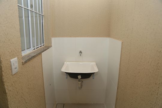 Area de Serviço de casa de condomínio para alugar com 2 quartos, 60m² em Jardim Imperial, Aparecida de Goiânia