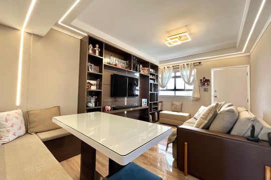 Apartamento à venda com 2 quartos, 61m² em Bosque da Saúde, São Paulo