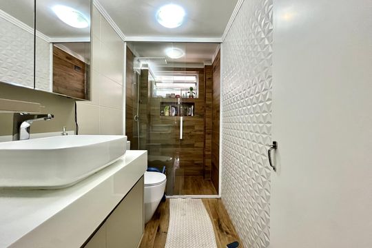 Banheiro de apartamento à venda com 2 quartos, 61m² em Bosque da Saúde, São Paulo