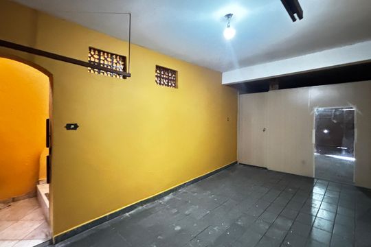 Garagem de casa para alugar com 3 quartos, 125m² em Parque Novo Oratório, Santo André