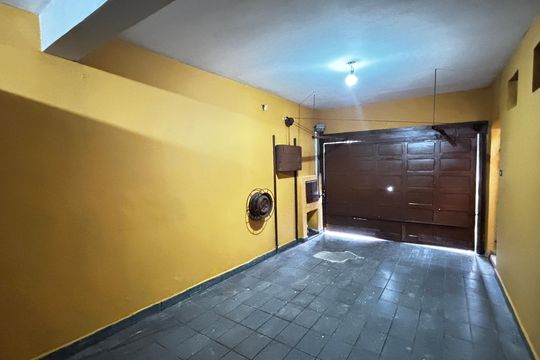 Garagem de casa para alugar com 3 quartos, 125m² em Parque Novo Oratório, Santo André