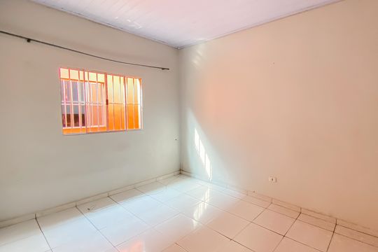 Quarto  de casa para alugar com 1 quarto, 47m² em Cidade Nitro Operária, São Paulo