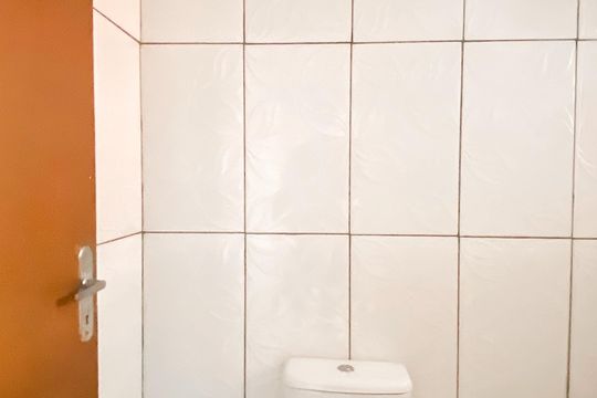 Banheiro  de casa para alugar com 1 quarto, 47m² em Cidade Nitro Operária, São Paulo