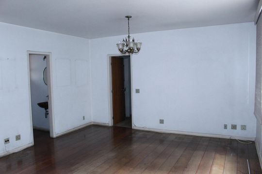 Apartamento à venda com 2 quartos, 119m² em Santa Cecilia, São Paulo