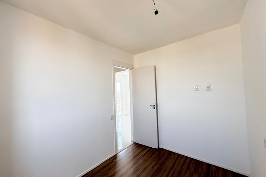 Quarto 2 de apartamento para alugar com 3 quartos, 61m² em Vila dos Alpes, Goiânia