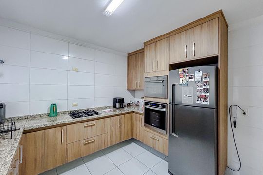 Cozinha de casa à venda com 3 quartos, 180m² em Vila Carrão, São Paulo