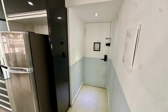Entrada de apartamento à venda com 1 quarto, 49m² em Jardim das Acacias, São Paulo