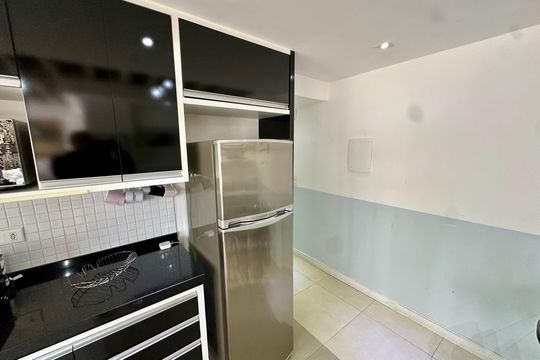 Cozinha de apartamento à venda com 1 quarto, 49m² em Jardim das Acacias, São Paulo
