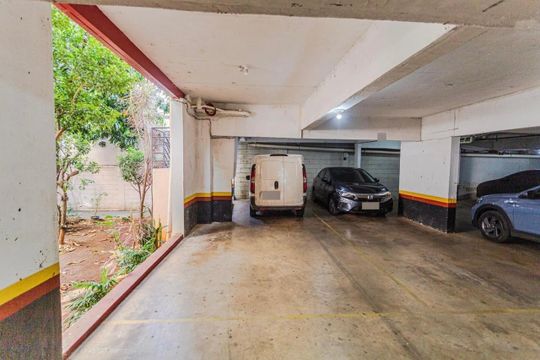 Garagem  de apartamento à venda com 4 quartos, 340m² em Sagrada Família, Belo Horizonte